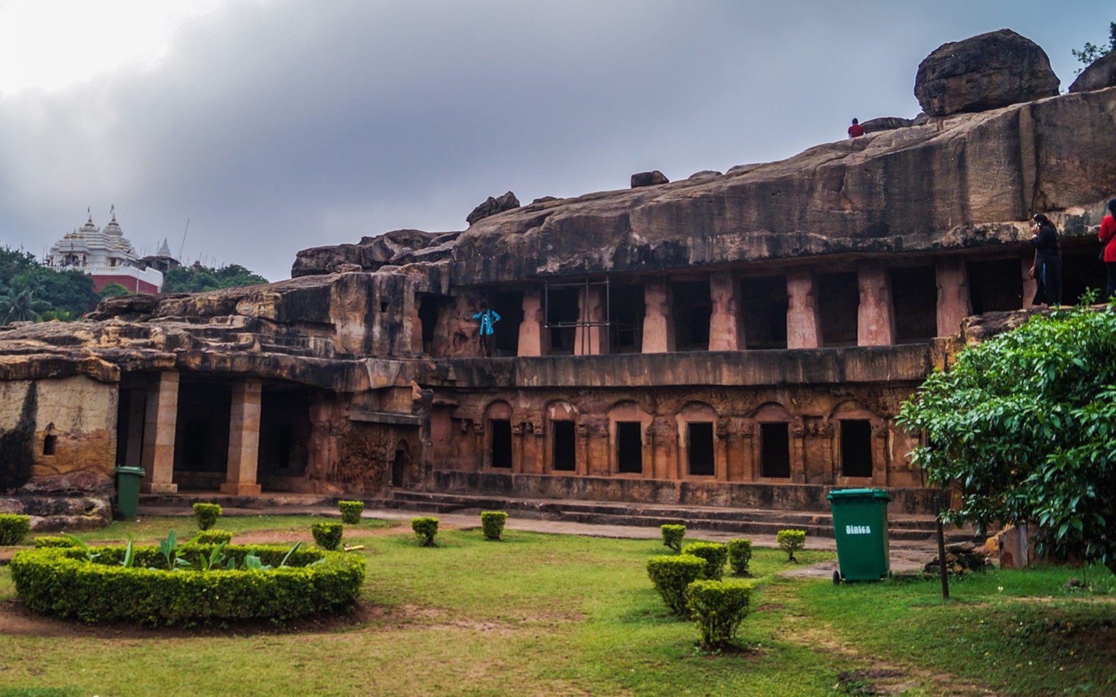 Bhopal Shree Shyam Taxi Service